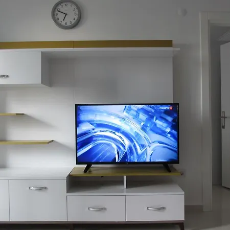 At Cleopatra Beach Apartment